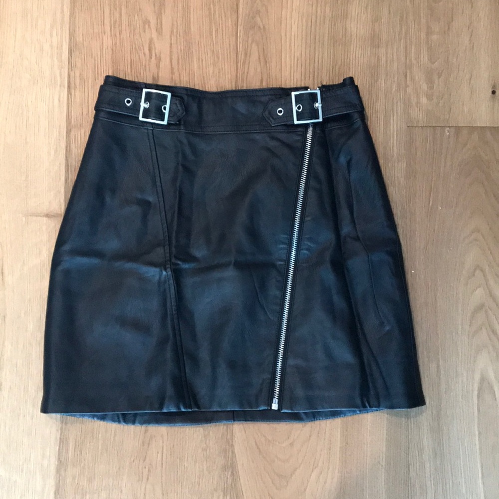Top shop leather skirt